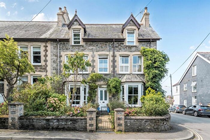 5 Bedroom Semi Detached House For Sale In Trevanion Road, Wadebridge, PL27