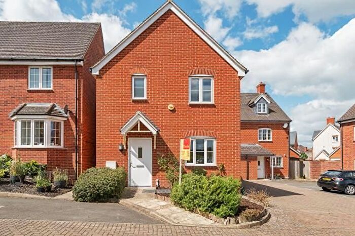 3 Bedroom Detached House To Rent In Oakwood Way, Botley, OX2