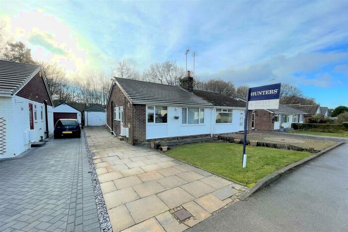 2 Bedroom Semi-Detached Bungalow To Rent In Barfield Crescent, Shadwell, Leeds, LS17