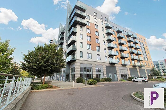 2 Bedroom Flat For Sale In The Peninsula, Pegasus Way, Gillingham, ME7