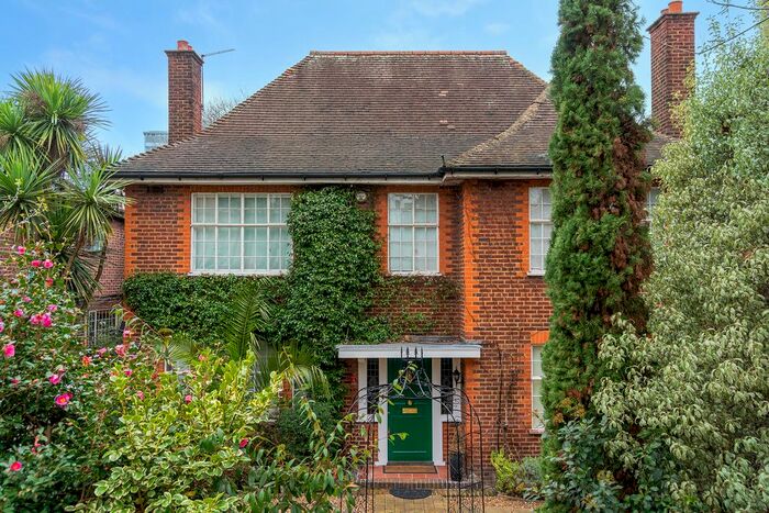 5 Bedroom Detached House To Rent In Grosvenor Road, London, W4