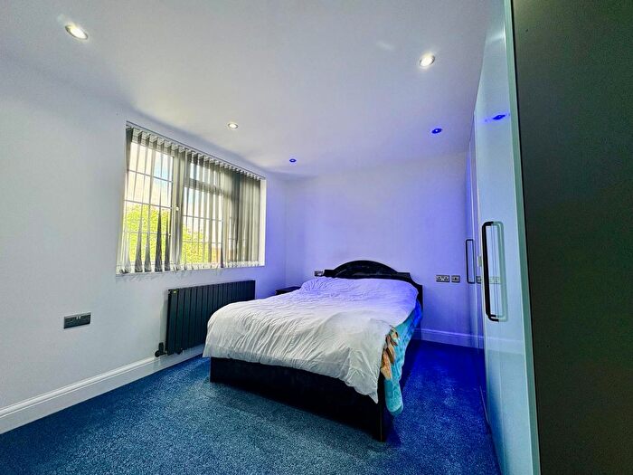 1 Bedroom Flat To Rent In Rushdene Close, Northolt, UB5