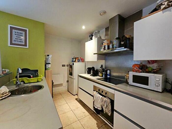 2 Bedroom Apartment To Rent In Church Street, Manchester, M4