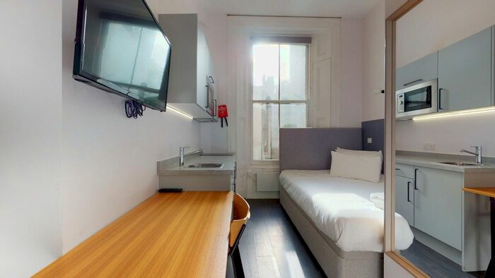 Studio To Rent In Clanricarde Gardens, London, W2