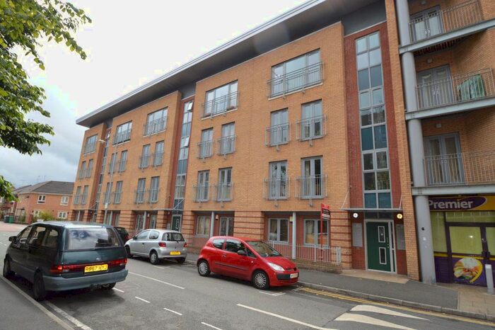 2 Bedroom Flat To Rent In Ellis Street, Hulme, Manchester, M15
