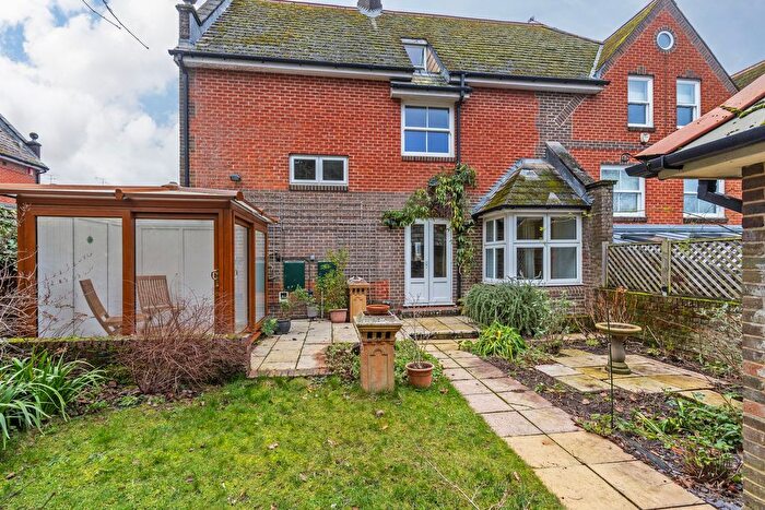 5 Bedroom End Terrace House To Rent In Edgar Road, Winchester, SO23
