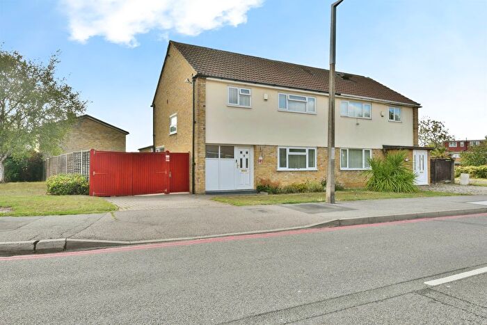 3 Bedroom Semi-Detached House For Sale In The Downs, Harlow, CM20
