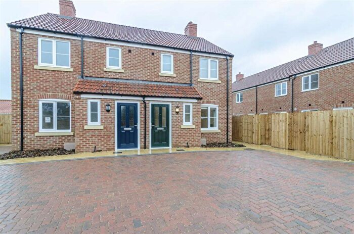 3 Bedroom Semi-Detached House To Rent In Park Lane, Donington, PE11