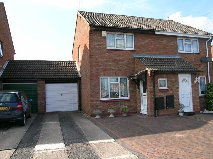 2 Bedroom Semi-Detached House To Rent In Cutworth Close, Sutton Coldfield, West Midlands, B76