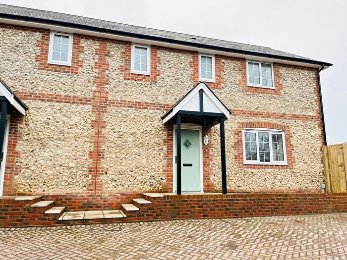 3 Bedroom Semi Detached House To Rent In Horsemere Green Lane, Climping, BN17