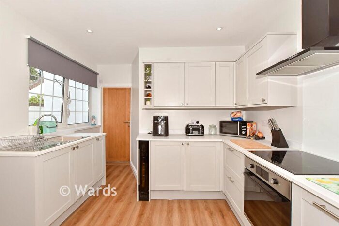 2 Bedroom Semi Detached House For Sale In Castlemount Road, Dover, Kent, CT16