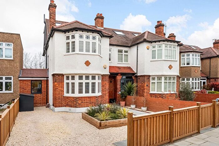 5 Bedroom Property For Sale In Mundania Road, East Dulwich, London, SE22