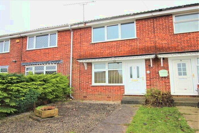2 Bedroom Terraced House To Rent In Highwood Place, Eckington, Sheffield, S21