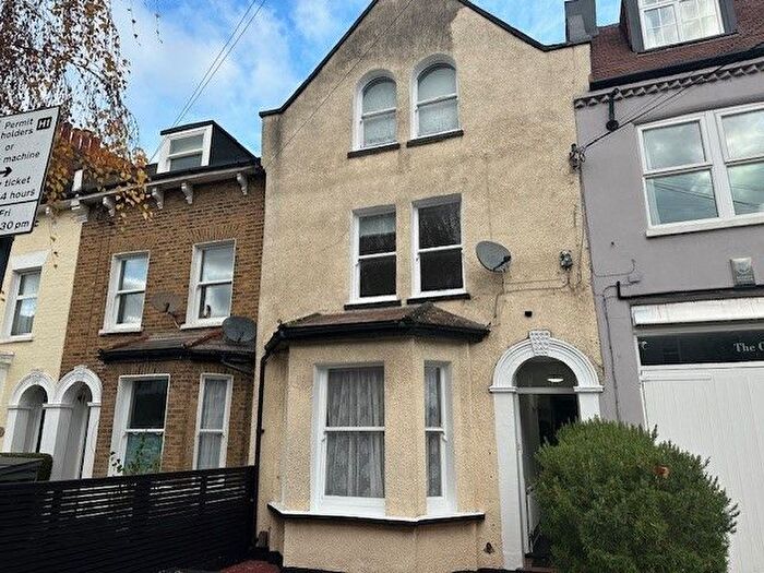 5 Bedroom Terraced House To Rent In Ravenswood Road, London, SW12