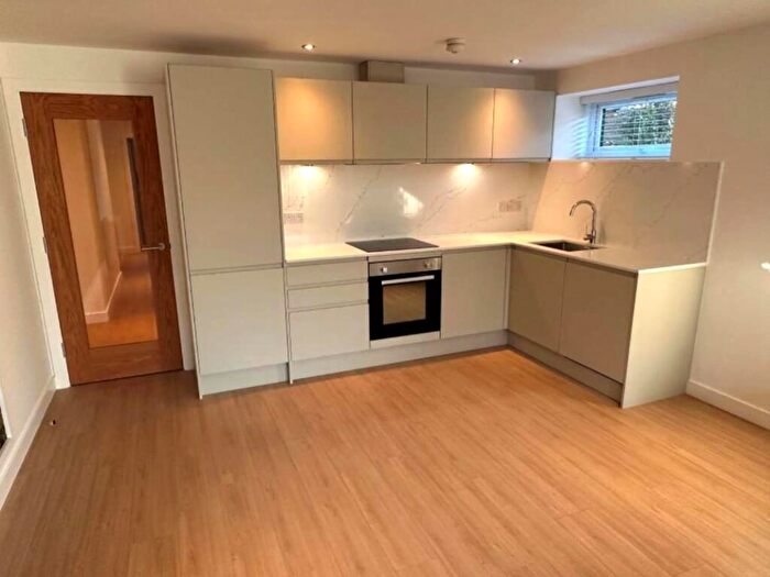 2 Bedroom Flat To Rent In Hobson House, Wilbraham Road, Chorlton-cum-Hardy, Manchester, M21