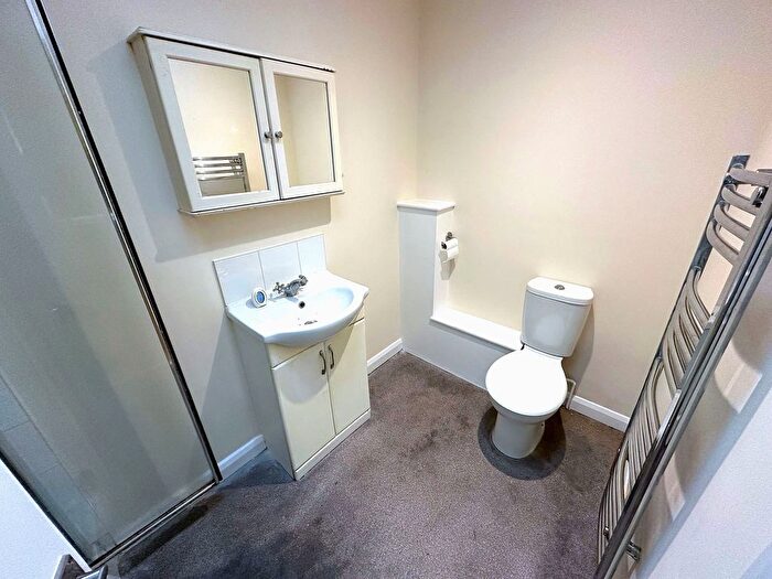 1 Bedroom Flat To Rent In Salisbury Road, London, W13