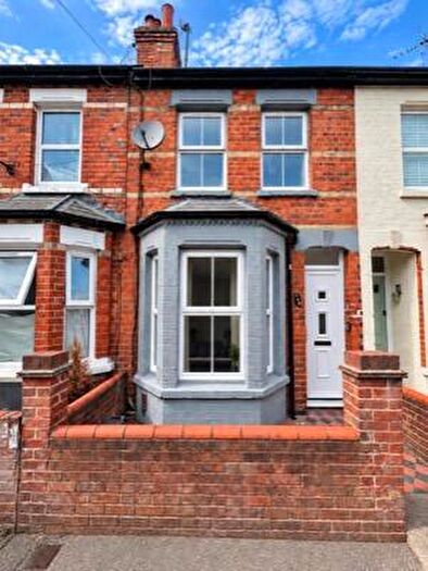 3 Bedroom Terraced House For Sale In Belmont Road, Reading, RG30