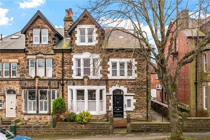 2 Bedroom Flat For Sale In St. Georges Road, Harrogate, North Yorkshire, HG2