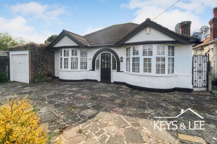 3 Bedroom Detached Bungalow To Rent In Parkside Avenue, Romford, RM1