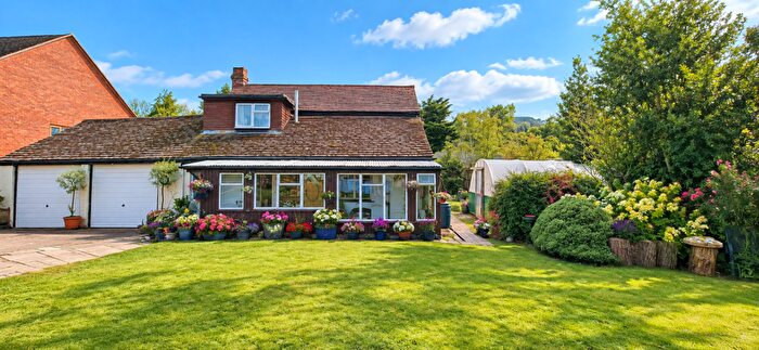 3 Bedroom Detached House For Sale In Bromsberrow Heath, HR8