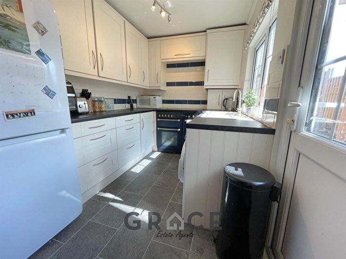 2 Bedroom Semi-Detached House For Sale In Little Croft Street, Ipswich, IP2