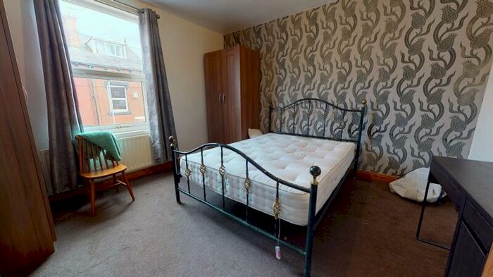 3 Bedroom Terraced House To Rent In Welton Grove, Hyde Park, Leeds, LS6