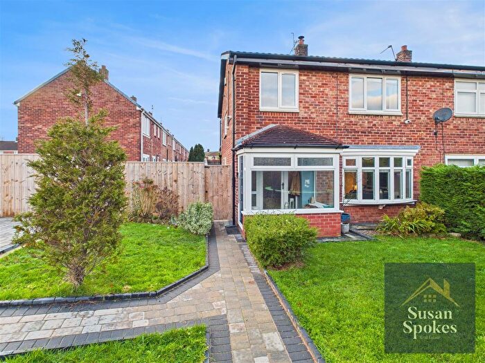 3 Bedroom Semi Detached House For Sale In Rubens Avenue, South Shields, NE34