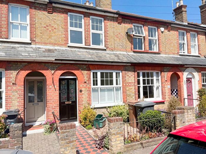 3 Bedroom Terraced House To Rent In Goldlay Road, Old Moulsham, Chelmsford, Essex, CM2