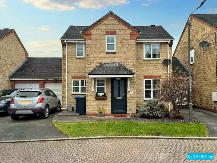 3 Bedroom Link Detached House For Sale In Riverbank, Rowsley, DE4