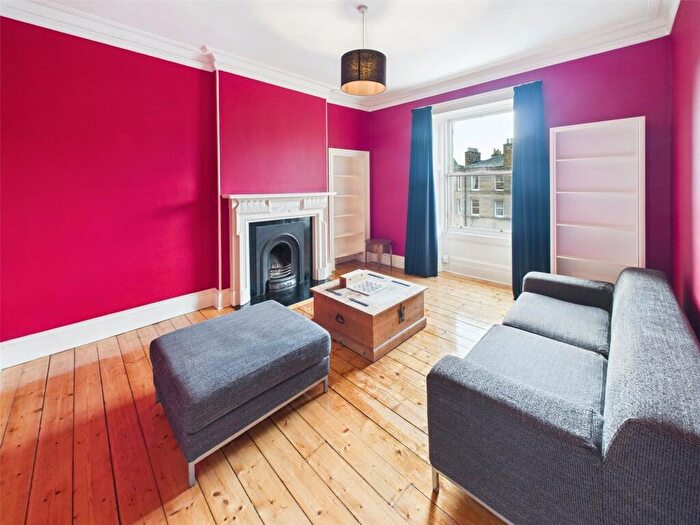 2 Bedroom Apartment To Rent In Leith Walk, Edinburgh, Midlothian, EH6