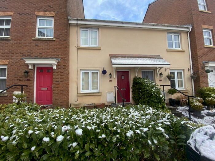 2 Bedroom Property To Rent In Glas Y Gors, Cwmbach, Aberdare, CF44