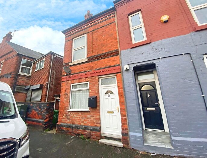 3 Bedroom End Terrace House For Sale In Trent Road, Nottingham, NG2