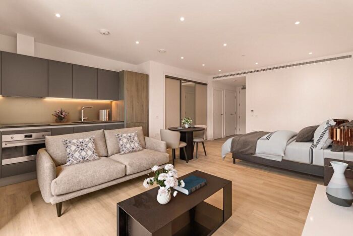 Studio To Rent In Nine Elms Lane, London, SW11