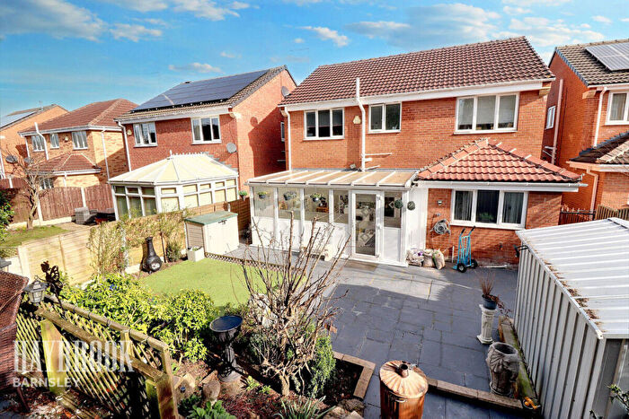 4 Bedroom Detached House For Sale In Hall Cross Avenue, Wombwell, S73