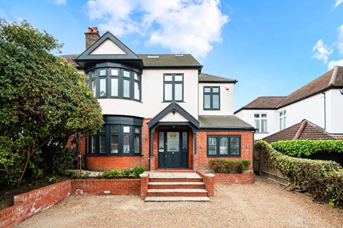 5 Bedroom Semi Detached House For Sale In Coniston Road, Bromley, BR1