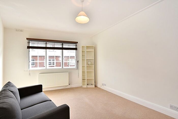 2 Bedroom Flat To Rent In Ranelagh Garden Mansions, Ranelagh Gardens, Hammersmith And Fulham, London, SW6