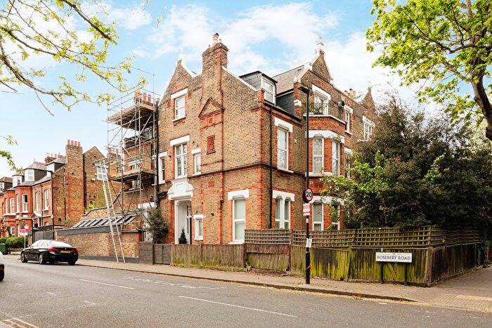 1 Bedroom Flat For Sale In Kings Avenue, London, SW4