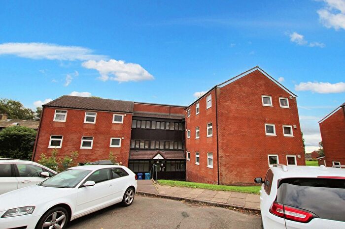 3 Bedroom Flat For Sale In Great Howarth, Kingfisher Court Great Howarth, OL12