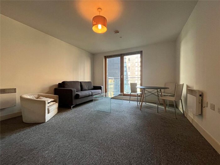 2 Bedroom Apartment For Sale In Cypress Place, New Century Park, Manchester, M4