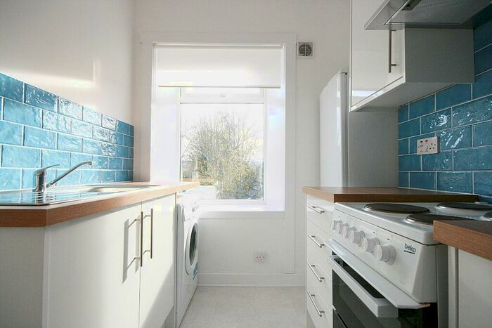 2 Bedroom Flat To Rent In Nelson Street, Largs, North Ayrshire, KA30