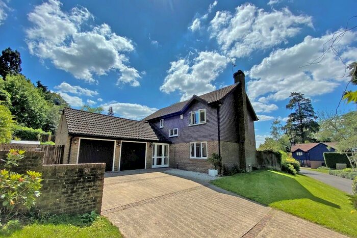 4 Bedroom Detached House To Rent In Geffers Ride, Ascot, Berkshire, SL5