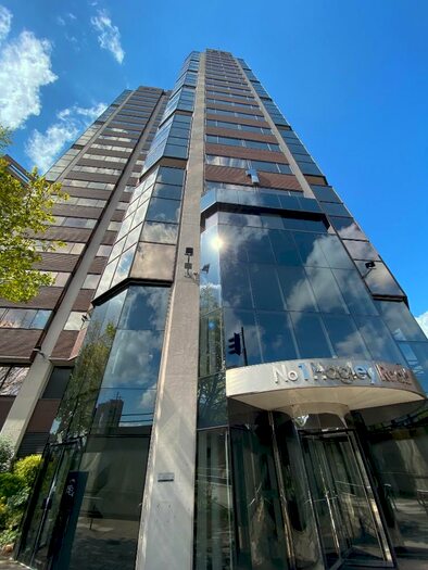 1 Bedroom Apartment For Sale In Metropolitan House, Hagley Road, Birmingham, B16