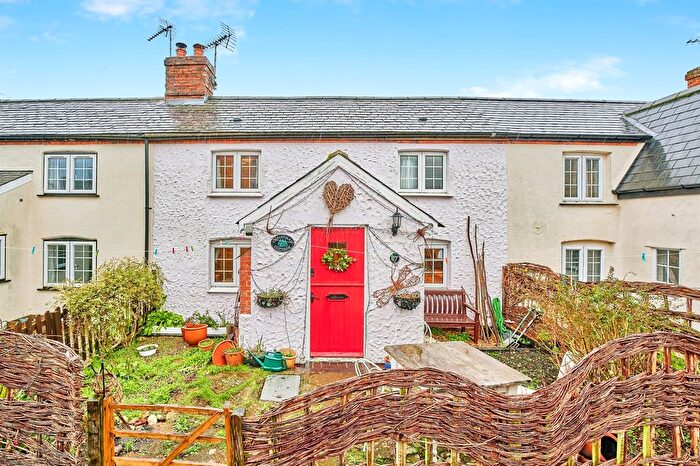 2 Bedroom Cottage For Sale In High Street, Chrishall, Royston, SG8