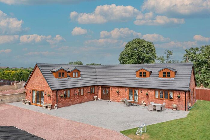 4 Bedroom Detached House For Sale In Southend Lane, Newent, GL18