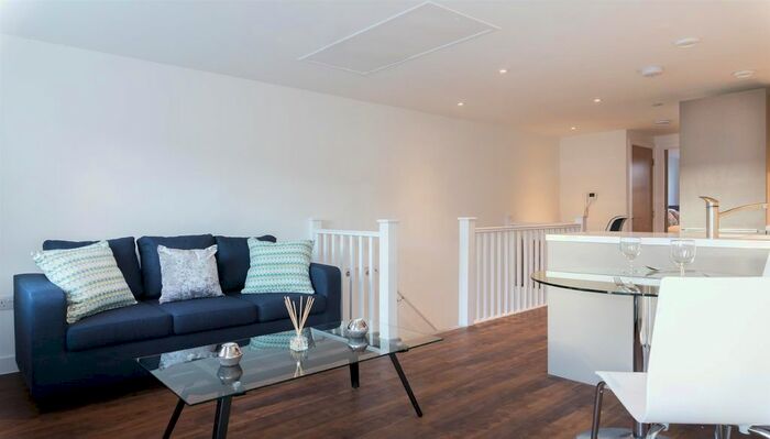 1 Bedroom Flat To Rent In Crown Passage, Kingston Upon Thames, KT1