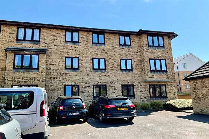 2 Bedroom Flat For Sale In Priory House, Folkestone Road, Dover, CT17