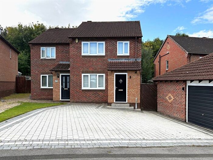 3 Bedroom Semi-Detached House To Rent In Blairgowrie, Marton-In-Cleveland, Middlesbrough, TS8