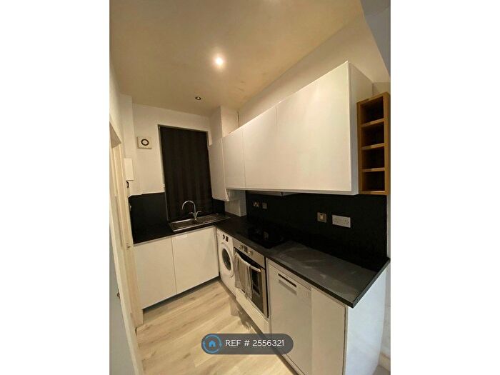3 Bedroom Terraced House To Rent In Granby Terrace, Leeds, LS6