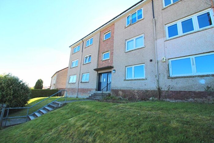 2 Bedroom Flat To Rent In Fenwick Street, Barrhead, G78
