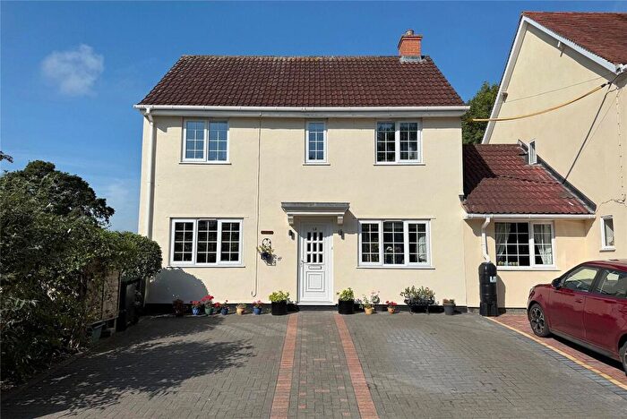 3 Bedroom Link Detached House For Sale In West Bourton Road, Bourton, Dorset, SP8